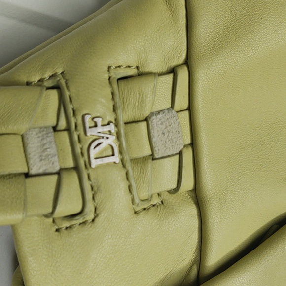 Diane von Furstenberg💚Marissa Tote, light green 💚 🆕 - Picture 4 of 10